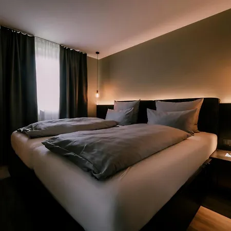 Holzapfel Hotel