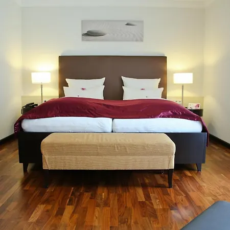 Hotel Holzapfel 4*