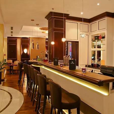 Hotel Holzapfel 4*