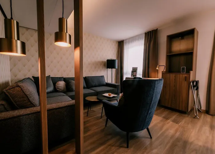 Holzapfel Bad Fussing